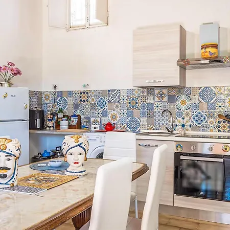 2 Bedroom In Holiday home *